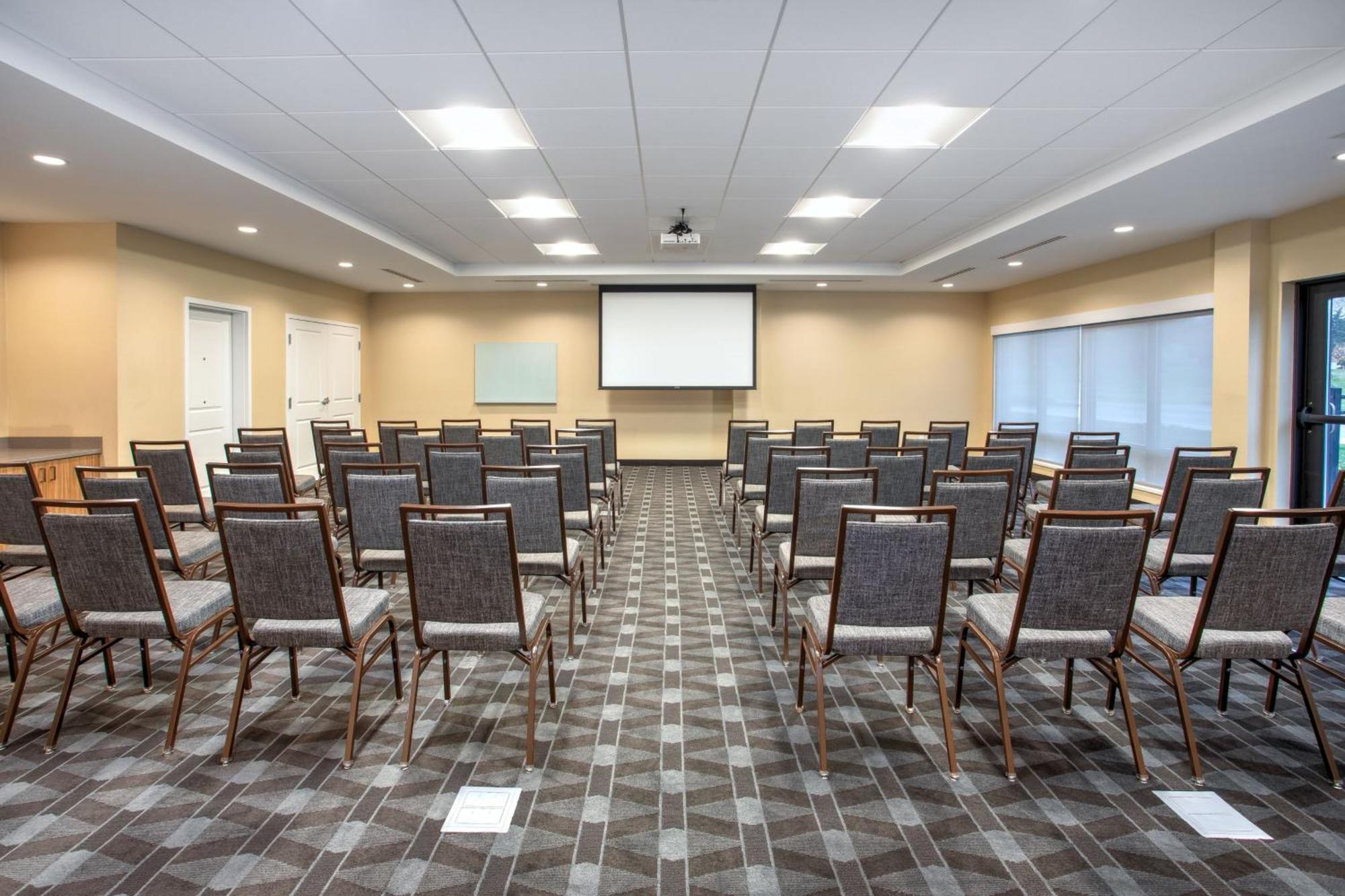 Towneplace Suites By Marriott Detroit Belleville Εξωτερικό φωτογραφία